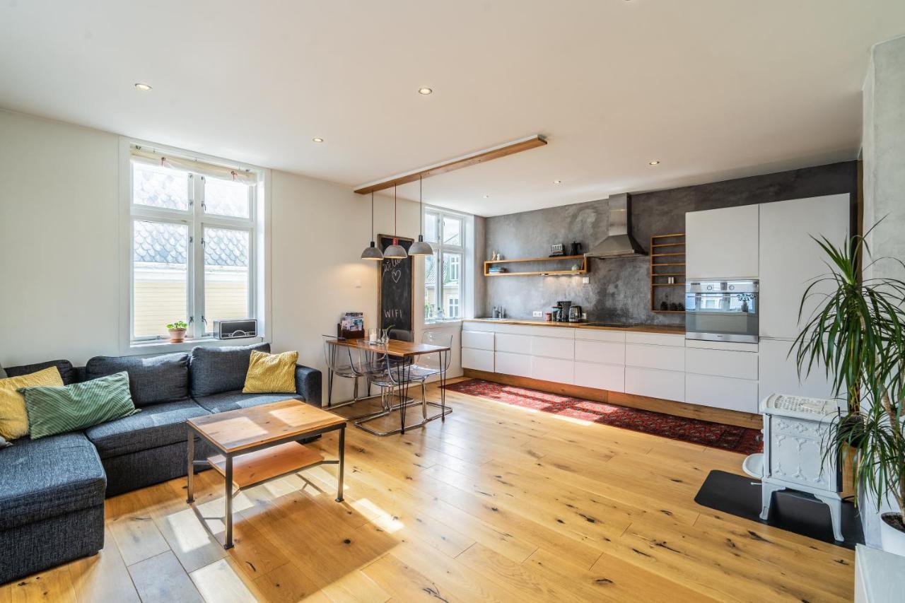 Cozy Apartment In Alesund City エクステリア 写真